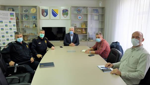 Vanredni sastanak u Hadžićima zbog migranata