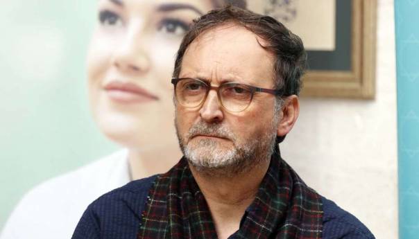 U Hanikahu otvorena izložba 'Vesile-Podsjetnik' autora Ahmeta Sacita Açıkgözoğlua