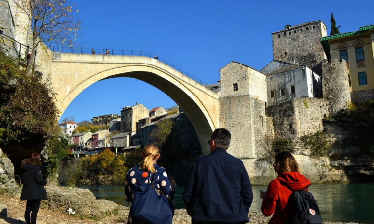 U Hercegovini danas pretežno sunčano, u Bosni moguća slaba kiša