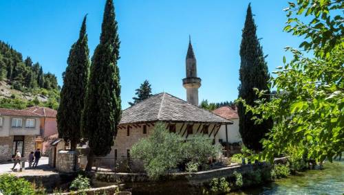 U Hercegovini danas sunčano, u Bosni umjeren razvoj oblačnosti, temperature do 16 stepeni