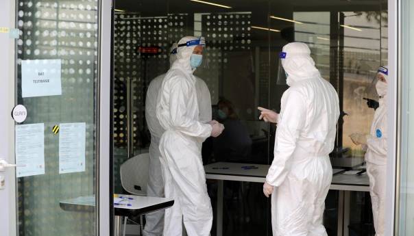 U Hrvatskoj 17.489 novozaraženih, umrle 43 osobe