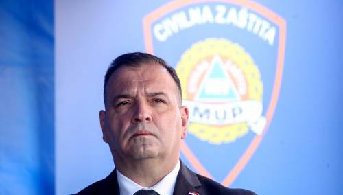 U Hrvatskoj 2422 novozaražena, 144 na respiratoru