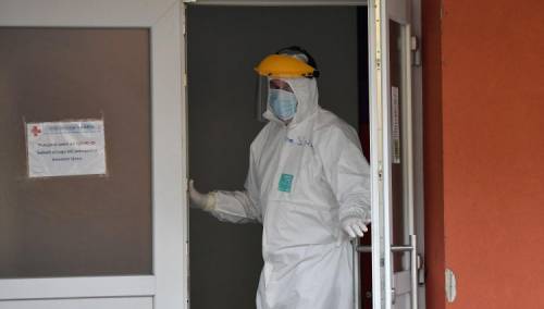 U Hrvatskoj 4.262 novozaražene osobe, umrlo 60 osoba