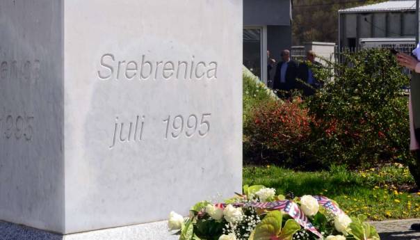 U Hrvatskoj obilježavanje Dana sjećanja na genocid u Srebrenici