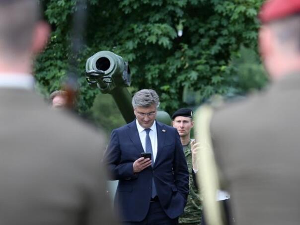 U Hrvatskoj pokrenuta peticija protiv obaveznog vojnog roka