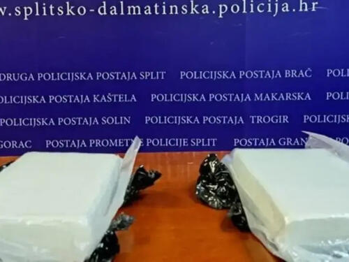 U Hrvatskoj uhapšen državljanin BiH sa dva kilograma kokaina u vozilu slovenskih tablica