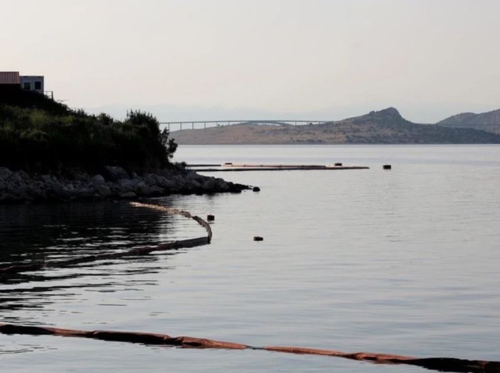 U Hrvatskoj uručeni prekršajni nalozi zbog onečišćenja mora