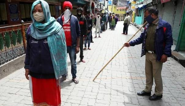 U Indiji 1.500 novozaraženih, stručnjaci se boje kraha zdravstvenog sustava