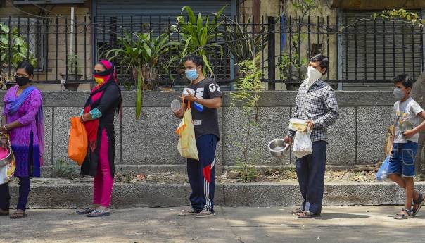 U Indiji opada broj dnevnih infekcija koronavirusom