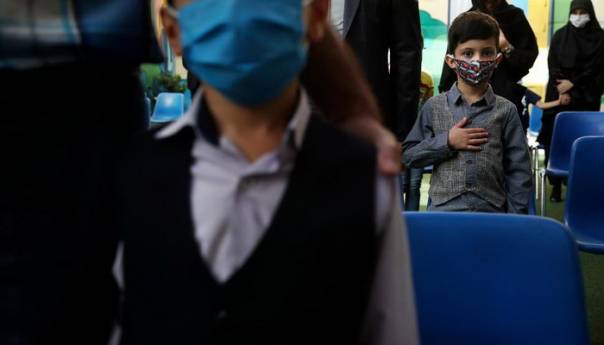 U Iranu počela nova školska godina, medicinski stručnjaci zabrinuti