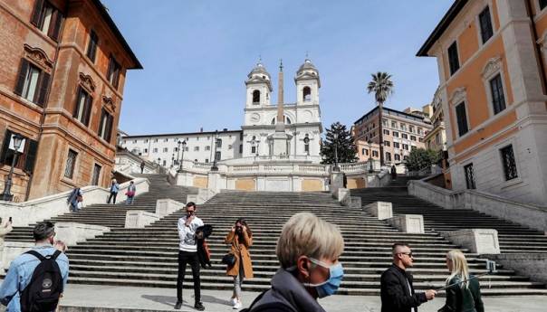 U Italiji nove mjere protiv koronavirusa, uvodi se policijski sat