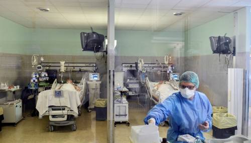 U Italiji smanjen broj umrlih i zaraženih koronavirusom