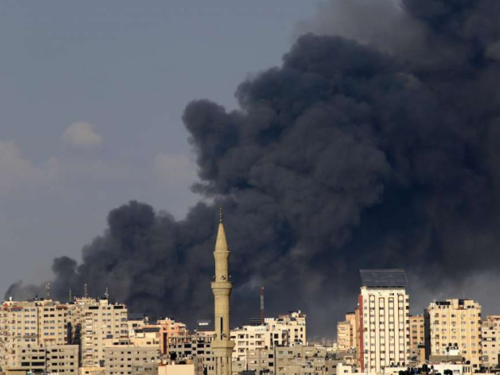 U izraelskim napadima na Gazu poginulo 2.215 Palestinaca, uključujući 724 djece