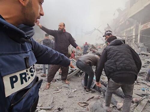 U izraelskim napadima na Rafah ubijeno najmanje 20 Palestinaca