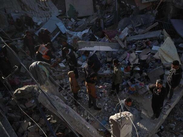 U izraelskom zračnom napadu ubijeno najmanje 18 Palestinaca