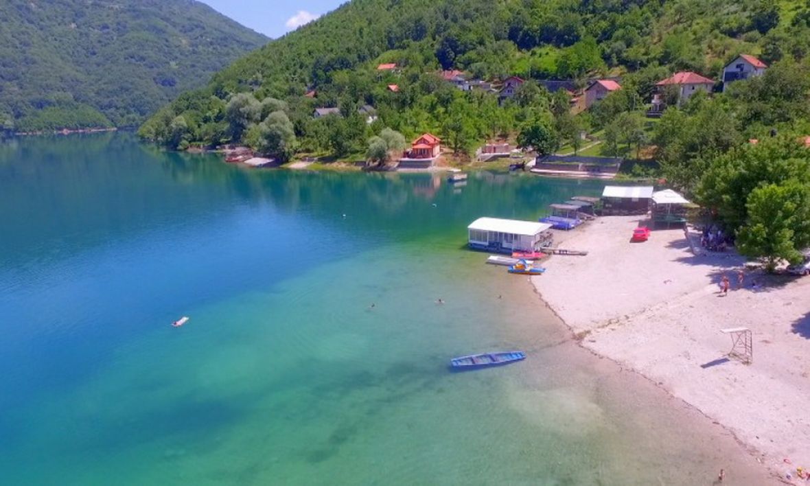 U Jablaničkom jezeru utopio se muškarac