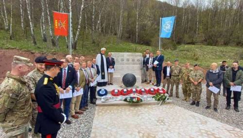 U Jabuci kod Goražda otkriven spomenik poginulim britanskim vojnicima iz sastava UNPROFOR-a