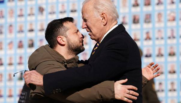 U Japanu se sastaju Biden i Zelenski
