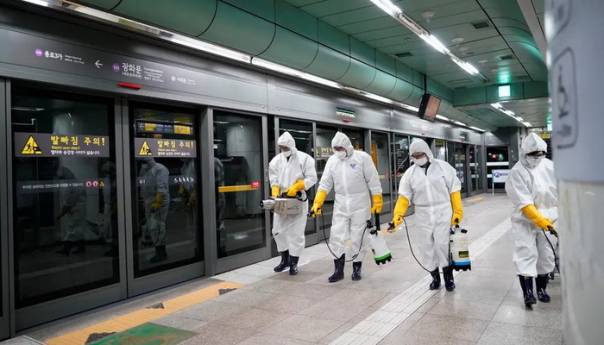 U Južnoj Koreji 100 novih slučajeva koronavirusa, trećina je 'uvezena'