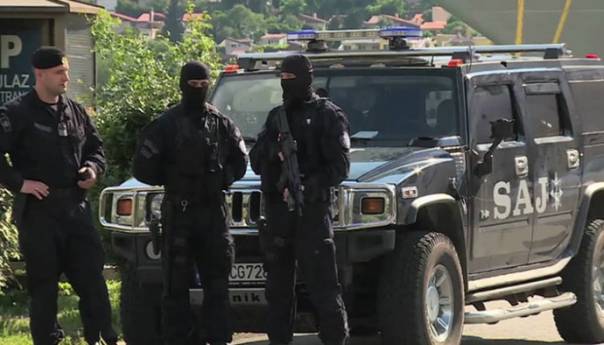 U kampu u Crnoj Gori pronađen eksploziv i oružje