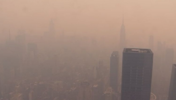 U Kanadi aktivno više od 400 požara, dim prekrio New York