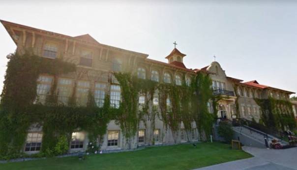 U Kanadi ispod još jedne katoličke škole za djecu pronađena 182 groba