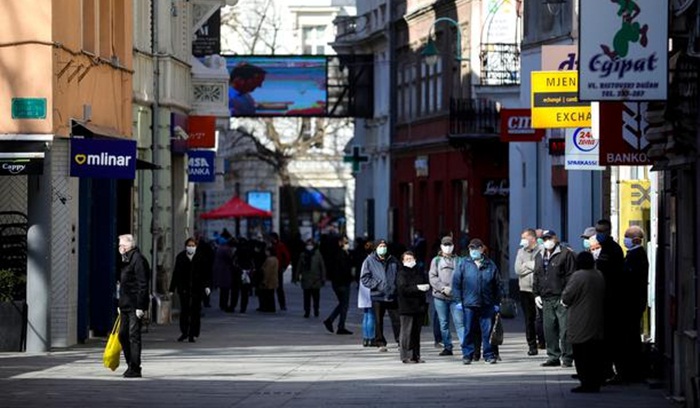 U KS 426 novozaraženih, jedna osoba preminula