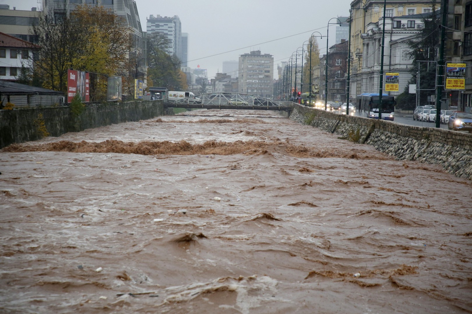 U Kantonu Sarajevo rijeke se povlače u korita