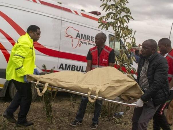 U Keniji poginulo 20 osoba nakon prevrtanja autobusa