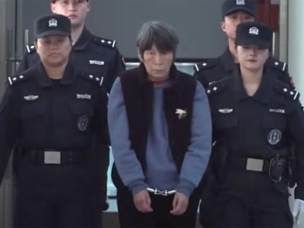 U Kini pogubljena žena koja je prodala 17 djece, uključujući i svog sina