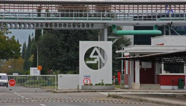 U krugu „Aluminija“ teško povrijeđen radnik