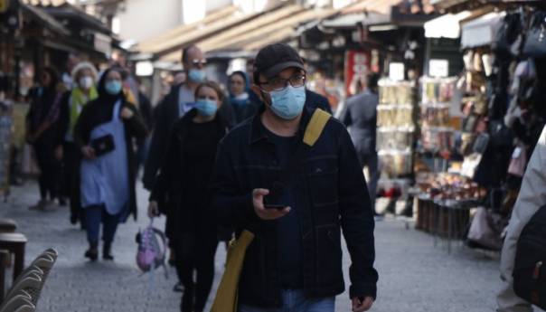 U KS 158 novozaraženih, pet osoba preminulo