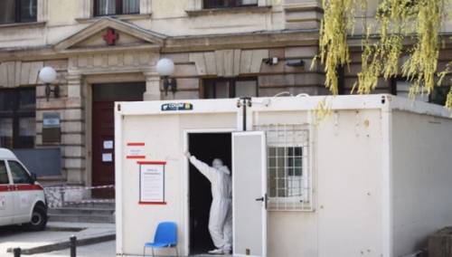 U KS 21 novozaražena osoba, dvoje preminulo