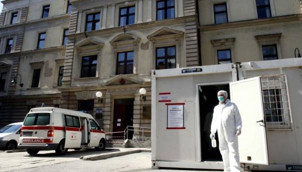 U KS 550 novozaraženih, deset osoba preminulo