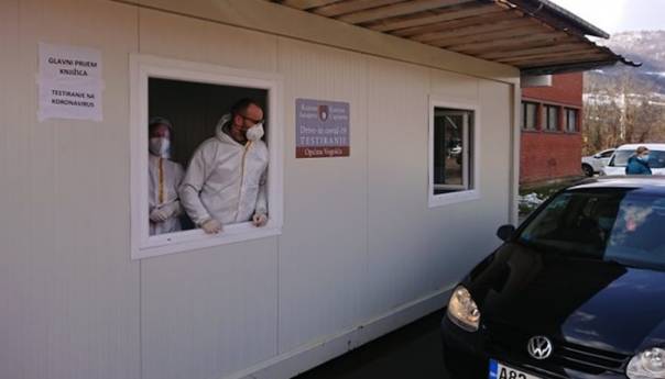 U KS 611 novooboljelih, 18 preminulih