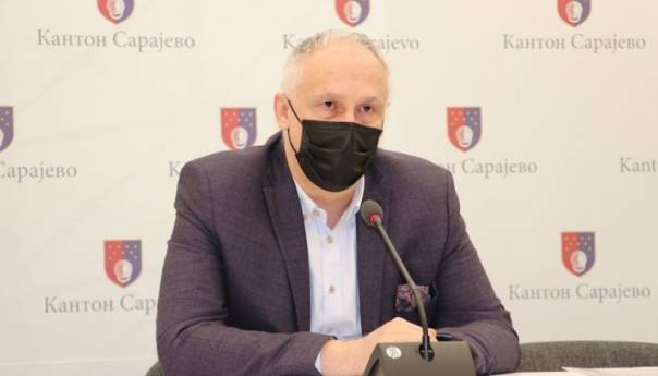 U KS naloženo organiziranje timova za vakcinaciju trećom dozom