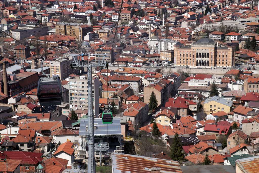 U KS ukinuto 'Upozorenje', na snazi ostaje 'Pripravnost'