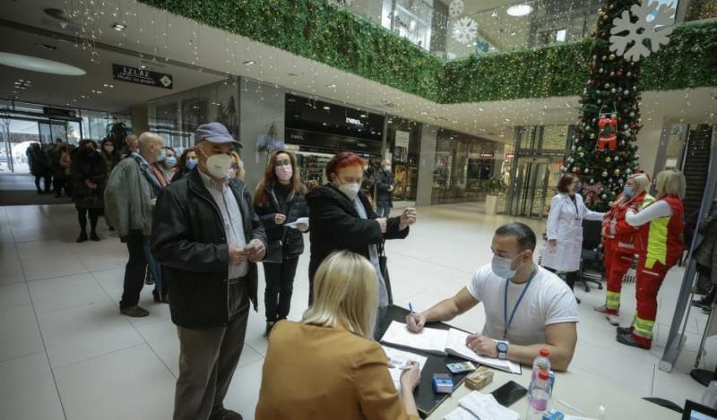 U KS vakcinisano 54,26 posto punoljetnog stanovništva