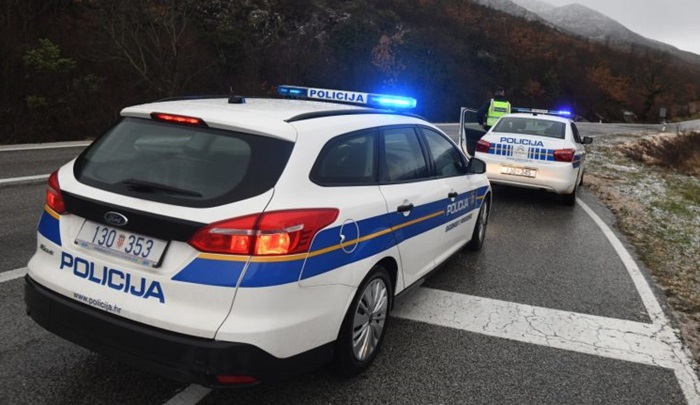 U kući u Osijeku pronađen mrtav muškarac, drugi teško povrijeđen