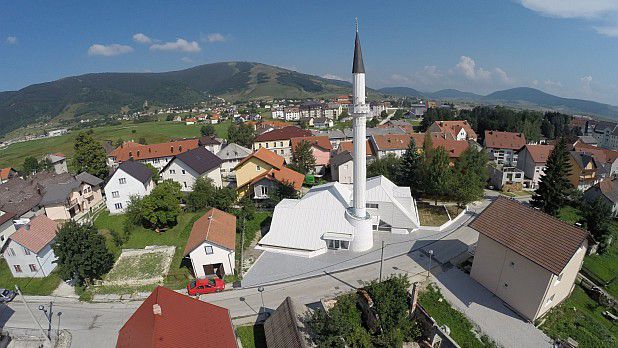 U Kupresu i Tomislavgradu provaljeno u dvije džamije i crkvu