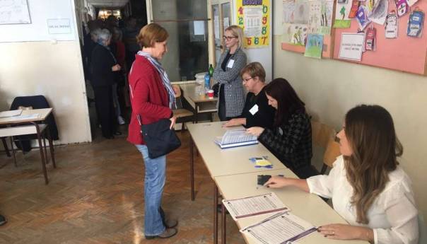 U Livnu do 12 sati glasalo 10,11 posto birača