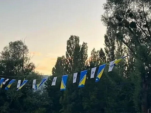 U Livnu postavljene nove zastave BiH, sada ih je i više