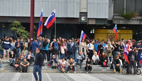 U Ljubljani novi protesti protiv mjera i covid propusnica