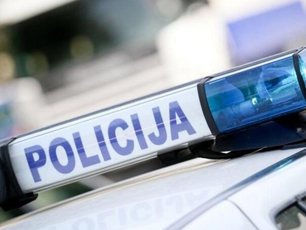 U Lukavcu ubijen muškarac, policija provodi istragu