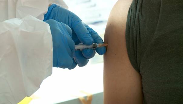 U Mađarskoj vakcinacija obavezna za zdravstvene radnike