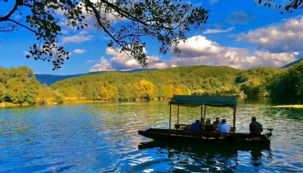 U maju BiH posjetilo 139.529 turista, 70,8 posto više u odnosu na april