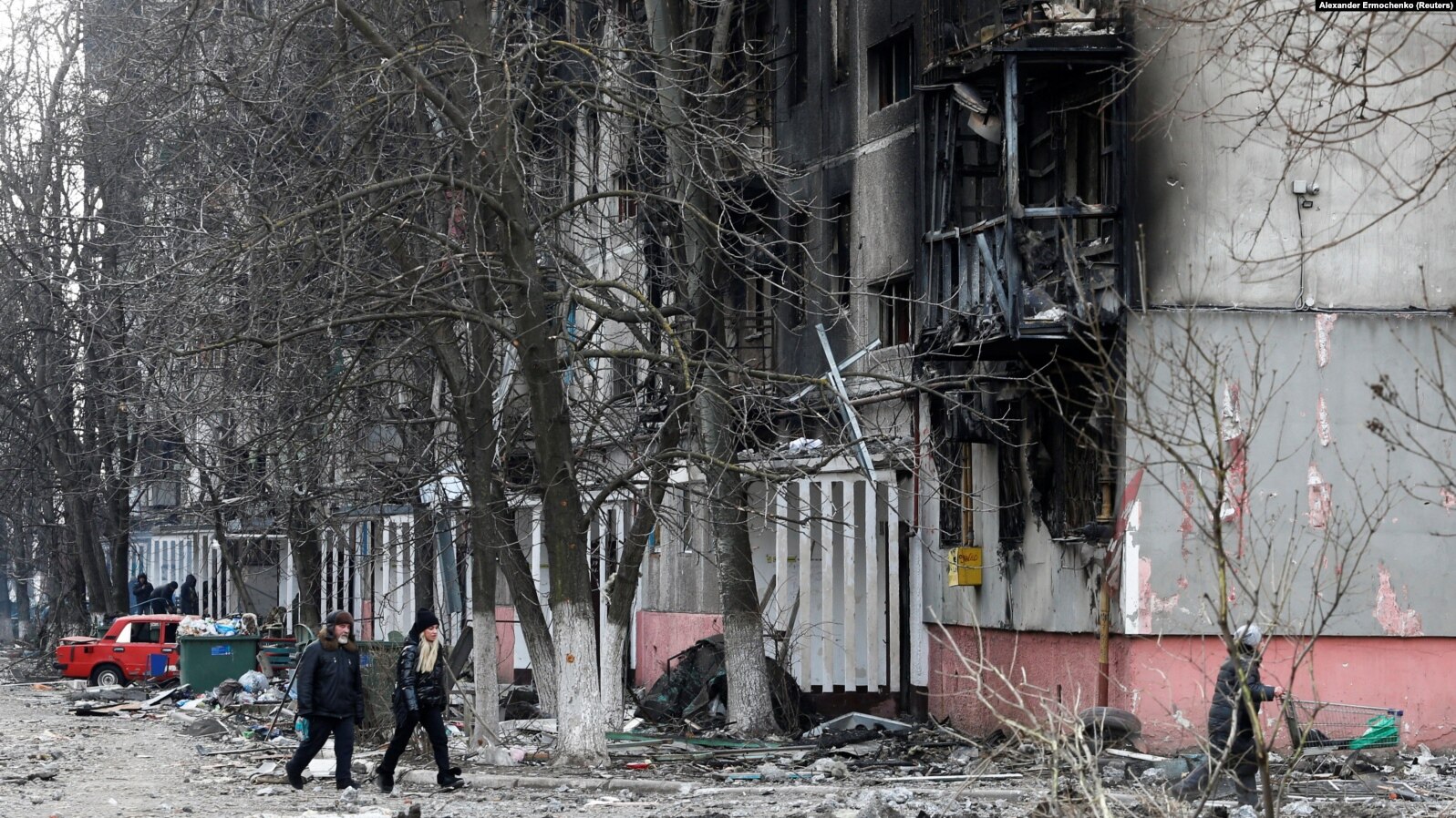 U Mariupolju bombardovana škola u koju se sklonilo 400 ljudi