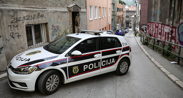 U masovnoj tučnjavi u Sarajevu teško povrijeđen 20-godišnjak