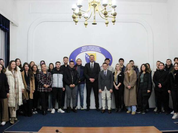 U Ministarstvu vanjskih poslova organizirano predavanje za studente Pravnog fakulteta IUS