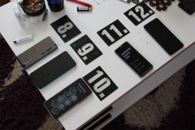 U Modriči ukradeno 10 laptopa i 15 telefona, trojica uhapšena